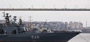 Ukraine Destroys Russian Black Sea ‘Kovrovets’ Minesweeper