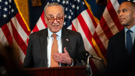 Donald Trump May Replace JD Vance Within 10 Days—Chuck Schumer