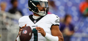 Donovan McNabb Mentors Eagles QB Jalen Hurts, Gives Him Advice For 2024 Season