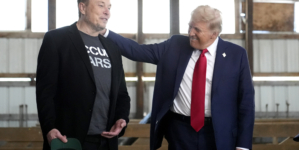 Elon Musk Offers Pennsylvania Voters $100 Each As He Drums Up Trump Support