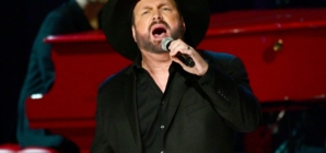 Garth Brooks Back On Stage After Sexual Assault Allegations—’Needed This’