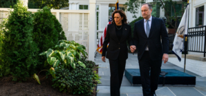 Jewish Voters Say Harris Will Handle Gaza War Better Than Trump