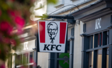 KFC, Pizza Hut Remove Onions Amid McDonald’s E. coli Scare