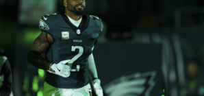 Eagles Star CB Darius Slay Suffers Second Injury, Exits Game