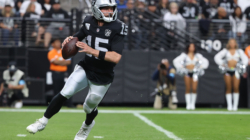 Raiders QB Garden Minshew Suffers Significant Injury, Heads to Locker Room