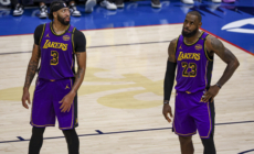 Lakers Circling Trade Market With Eyes on Star Center: Report