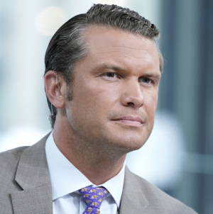 Pete Hegseth Would Get ‘Outmaneuvered’ by Pentagon Leaders: Ex-Trump Aide