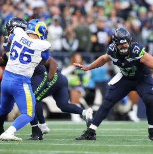 Seahawks Starting Center Connor Williams Shockingly Retires from the NFL Mid-season