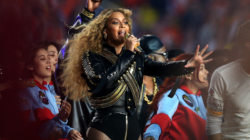 Fans React to Epic Beyonce NFL Christmas Day Halftime Show