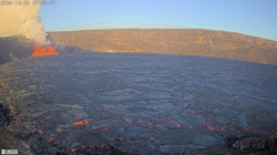 Volcanic Smog Threatens Hawaii as Kilauea Erupts Again