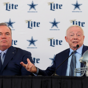 Cowboys’ Jerry Jones Refuses To Answer if Mike McCarthy Will Return