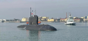 Russian Attack Submarine Calls at Chinese Port