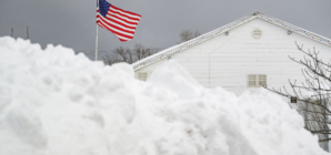 Winter Weather Warnings in 5 States as a Foot of Snow To Fall