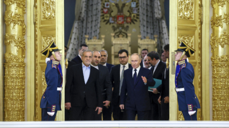 Putin Hypes Possible New Nuclear Projects With Iran