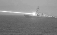 US Warship Fires Laser Weapon in Stunning Photo