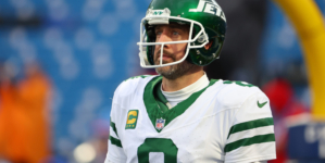 Former QB Drops Major Pittsburgh Steelers Theory Regarding Rodgers, Wilson