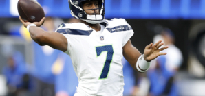 Raiders Reportedly Land QB Geno Smith From Seahawks in Massive Trade