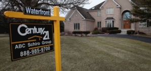 Should You Buy a House in March? Experts Weigh in on Housing Market