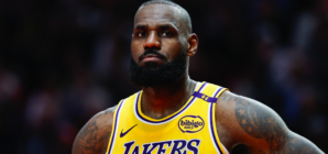 Lakers’ LeBron James Expected to Miss Significant Time Due to Injury