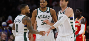 Bucks Injury Report: Giannis Antetokounmpo, Damian Lillard Status Revealed vs Lakers