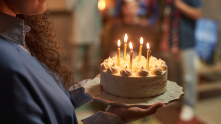 Reason Aunt Refused to Make Niece’s Birthday Cake Despite Tradition Backed