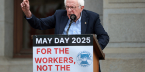 Photos and Video Show Bernie Sanders Crowd Size in Swing State Trump Won