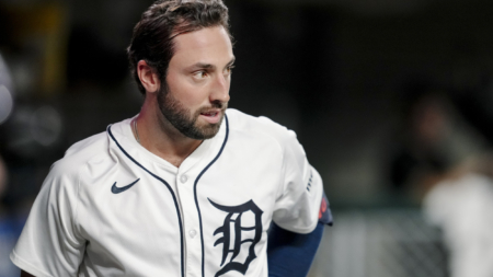 More Tigers Bad News as Outfield ‘Upgrade’ Back on IL Just 4 Days After Return