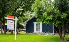 US Housing Market Wobbles During Major Homebuying Season
