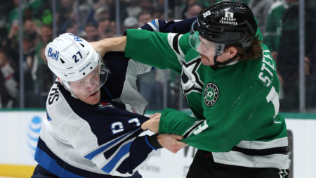 How to Watch Jets vs Stars Game 3: Live Stream NHL Playoffs, TV Channel