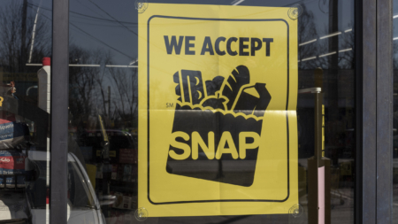Governor Vetoes Bill That Would Let Felons Get SNAP Benefits