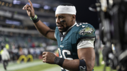 NFL Writer’s Concerning Theories For Eagles’ Saquon Barkley