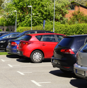 Car Owner Leaves Hotel and Heads to Parking Lot—Shock at What Awaits