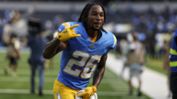 NFL Insider Links Eagles To Free Agent Defensive Playmaker