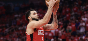 Rockets Expected to Decline Option on Fred VanVleet: Report