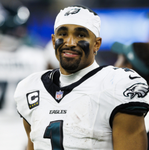 Dawn Staley Reveals Helpful Advice For Eagles’ Jalen Hurts