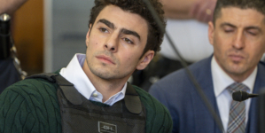 Luigi Mangione Says He’s a ‘Model Prisoner’ and Shouldn’t Wear Handcuffs in Court