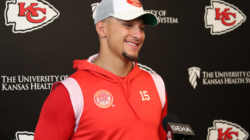 Chiefs’ Patrick Mahomes Has No Words for Historic CWS Feat