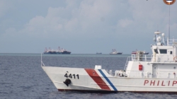 US Ally Confronts ‘Illegal’ Chinese Ship Swarm in Disputed Waters: Video