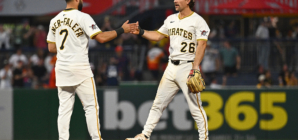 Giants Linked To Potential Trade With NL Club For $15 Million Infielder