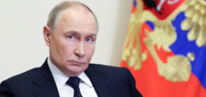 Putin Warned of Dual Threat to Russian Economy: ‘Countdown to a Crisis’