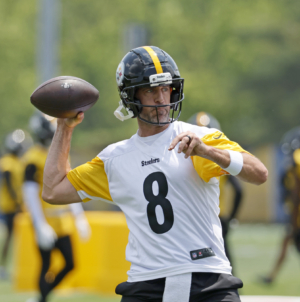 Steelers’ Aaron Rodgers Faces Harsh Doubt From Former Coach