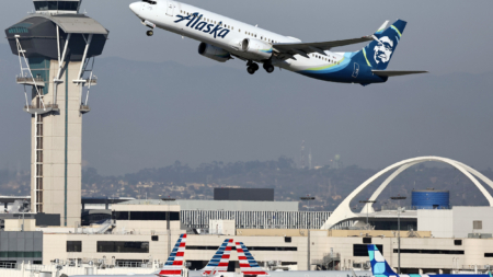 Alaska Airlines Issues Disruption Warning After Grounding Entire Fleet