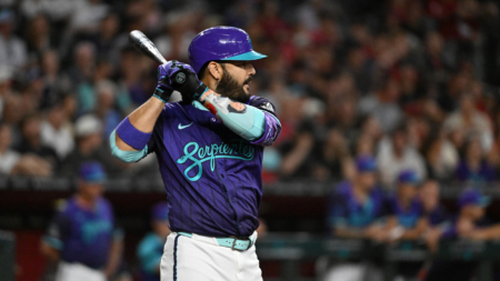 Popular Yankees, Cubs Trade Target Predicted To Be Dealt This Season