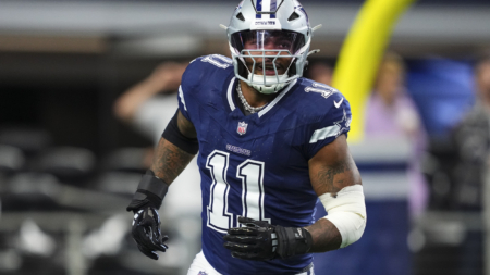 Cowboys Keep Micah Parsons Waiting After TJ Watt Extension