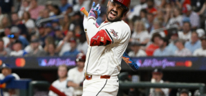 Diamondbacks Pull All-Star From Lineup Amid Injury, Trade Rumors