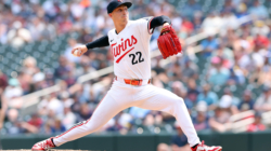 Dodgers Reportedly Calling On Twins Relievers As Deadline Looms