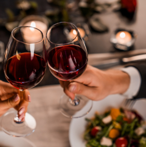 Couple Order ‘Non-Alcoholic’ Wine at Restaurant in Europe—Doesn’t Go Well