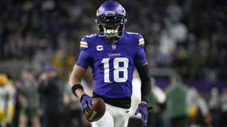 Vikings’ Justin Jefferson Makes His Feelings Known About JJ McCarthy