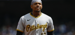 Tigers Reportedly Inquire About Former Gold Glove Third Baseman As Interest Grows