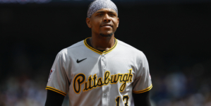 Tigers Reportedly Inquire About Former Gold Glove Third Baseman As Interest Grows
